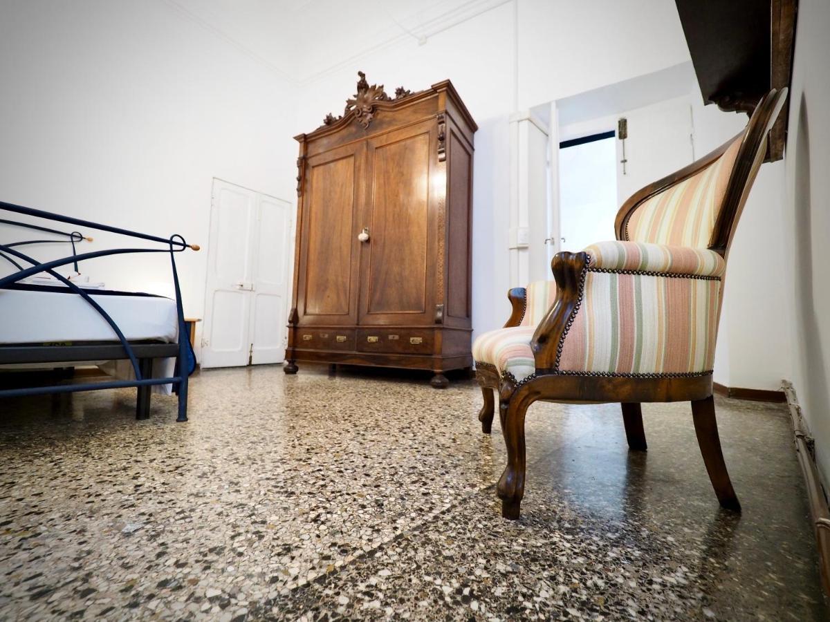 Apartamento Dimora Sarzano Acquario - Genovabnb It Exterior foto