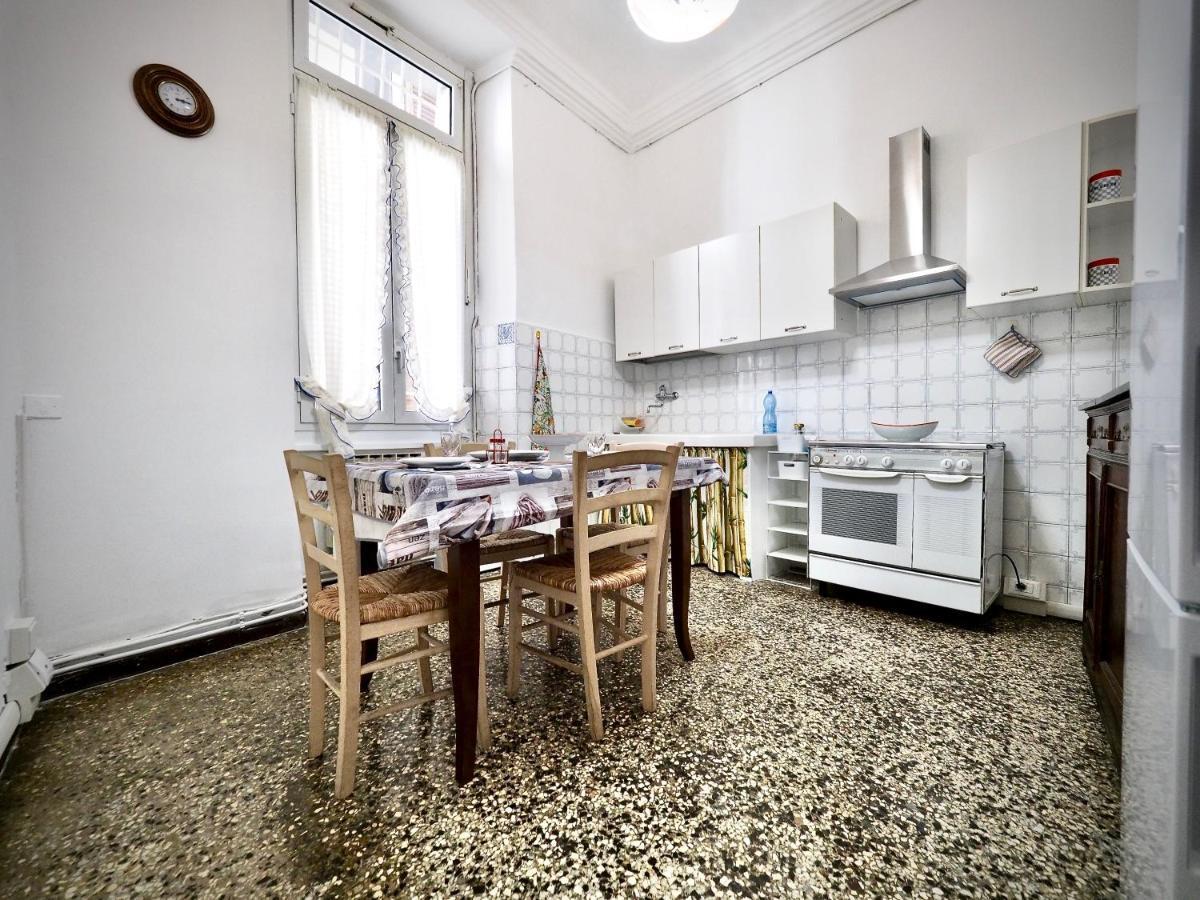 Apartamento Dimora Sarzano Acquario - Genovabnb It Exterior foto