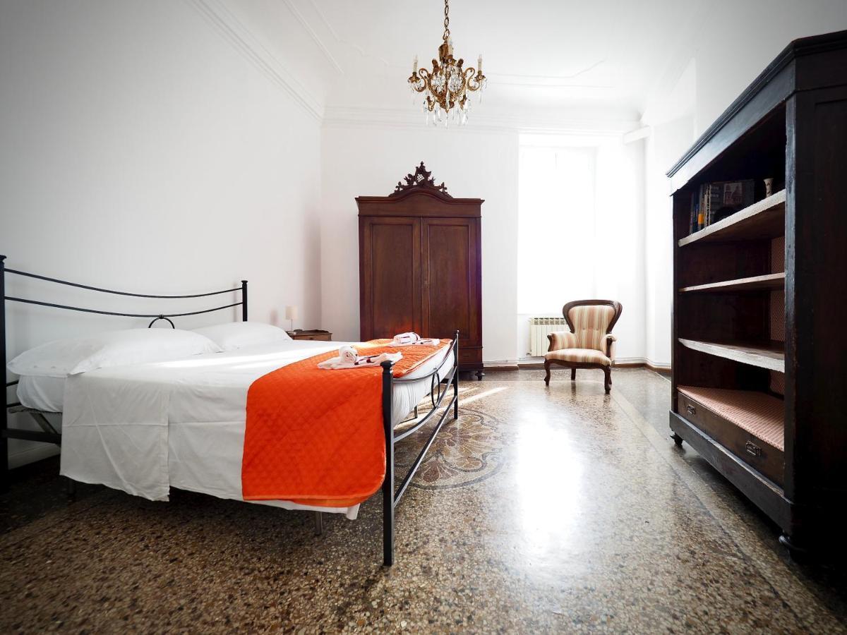 Apartamento Dimora Sarzano Acquario - Genovabnb It Exterior foto